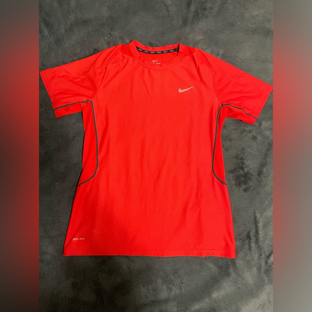 Nike Dri-Fit Red/Orange Mens T-Shirt